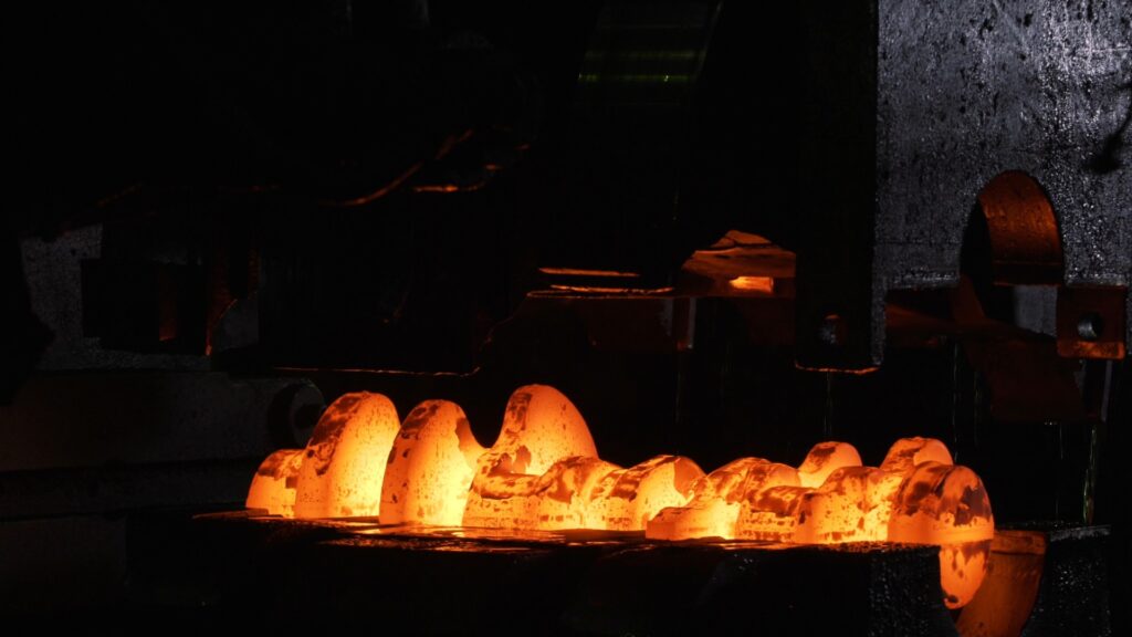 AMLUBE lubricants from AML are used in the production of seamless pipe.